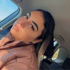 Meet your Posher, Gabrielle